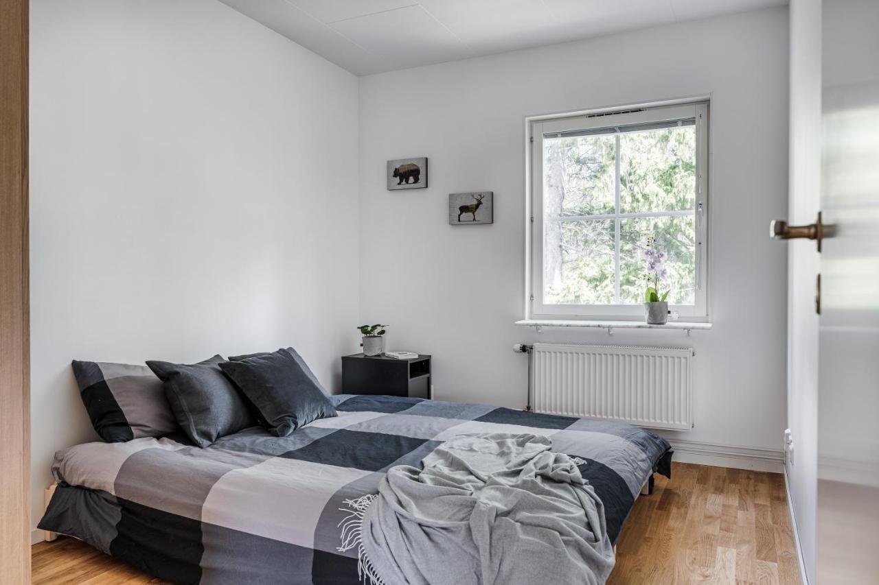 Uppsala Large Family Home Beside Forest מראה חיצוני תמונה